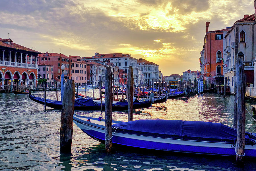 Sunset in Canal Grande Photograph by Fabrizio Troiani