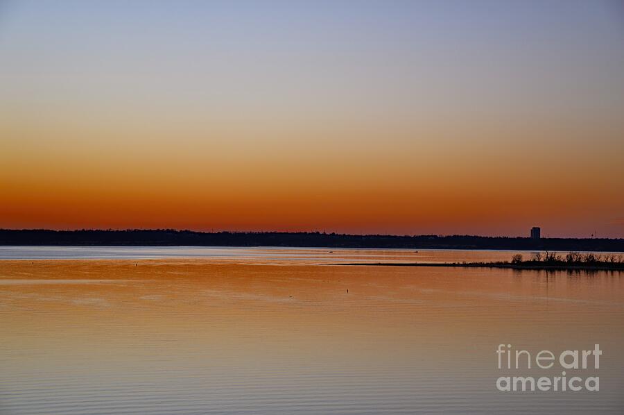 Sunset Lake Texhoma Unsaturated Photograph by Diana Mary Sharpton