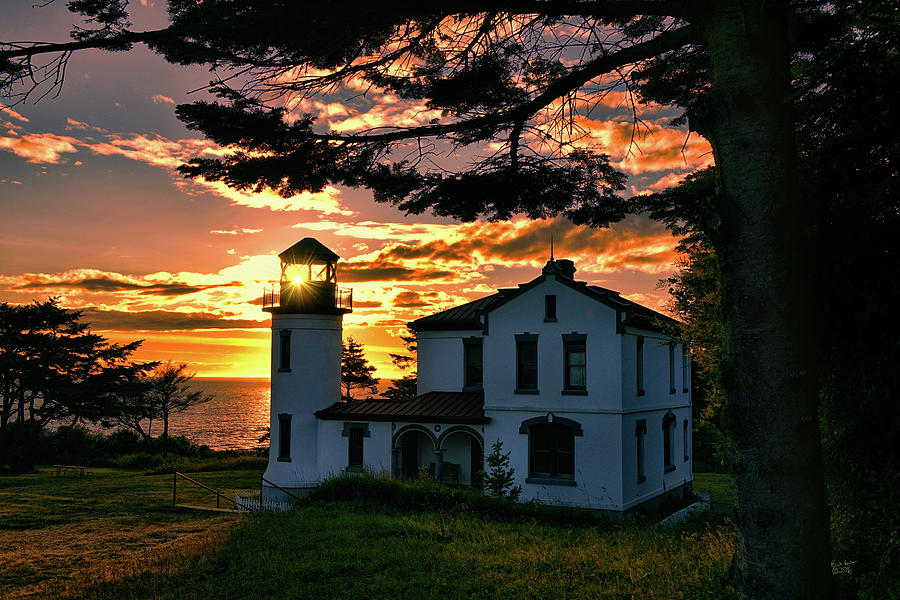 Sunset Lighthouse Photograph by Rick Lawler