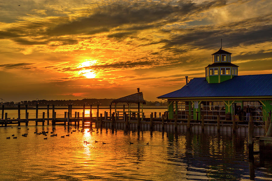Sunset on Kent Island Photograph by Cliff Middlebrook