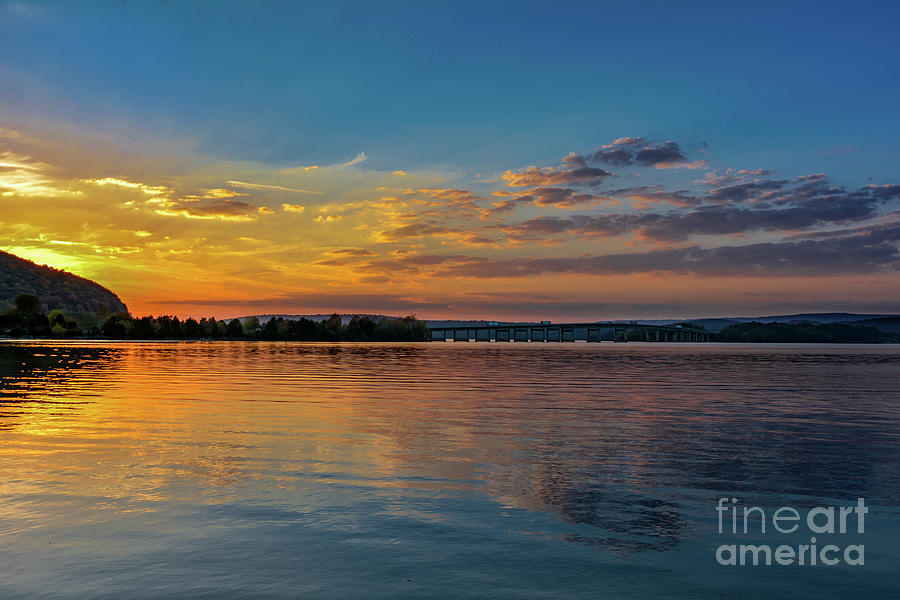 Sunset on Nickajack Lake Pyrography by David Meznarich