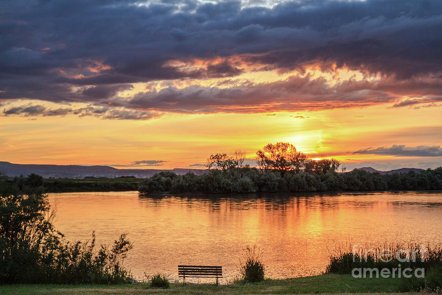 Sunset On The Snake River Photograph by Robert Bales