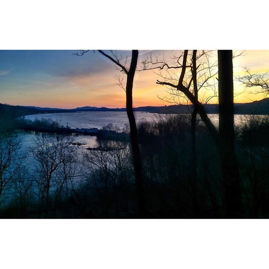 Mountain Photograph - Sunset Over The Hudson River

#sunset by Blake Butler