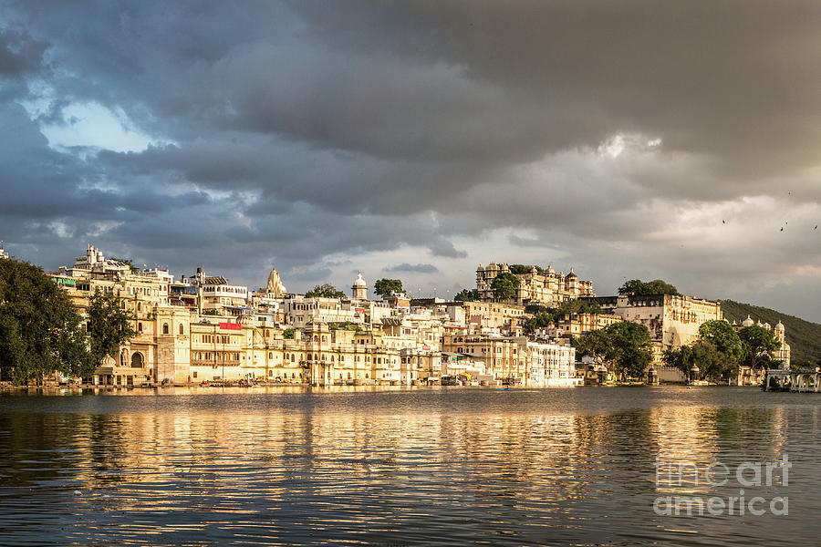 Sunset over Udaipur Photograph by Didier Marti