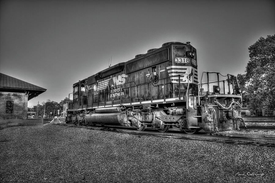 Sunset Posed Norfork Southern Railway Locomotive 3318 Photograph by Reid Callaway