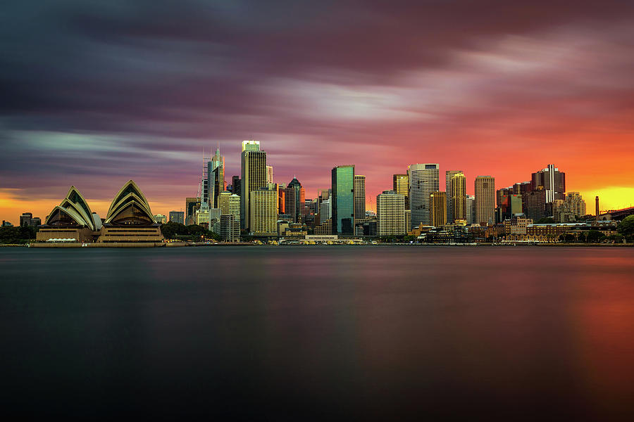 sunset-skyline-of-sydney-downtown-with-opera-house-australia