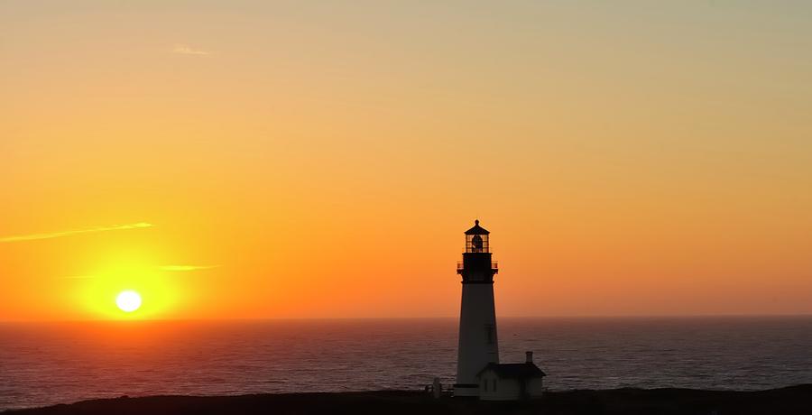 Sunset Yaquina Head Lighthouse 10103 Photograph by Jerry Sodorff