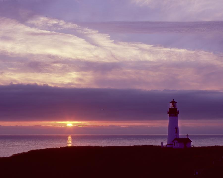 Sunset at Yaquina Head Photograph by HW Kateley