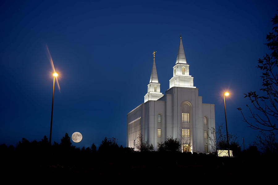 Super Moon and Mormon Temple Photograph by Alan Hutchins - Fine Art America