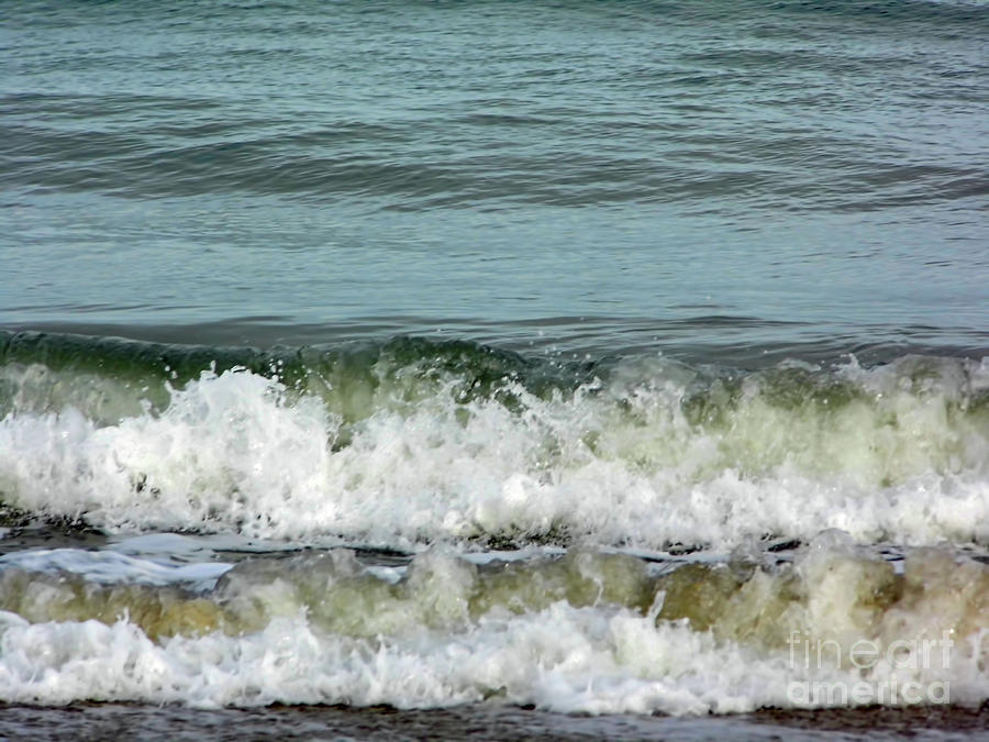 Surf At Vero Beach Photograph by D Hackett