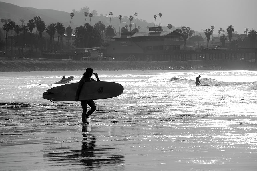 Surfing at Ventura Beach Photograph by Dan Friend