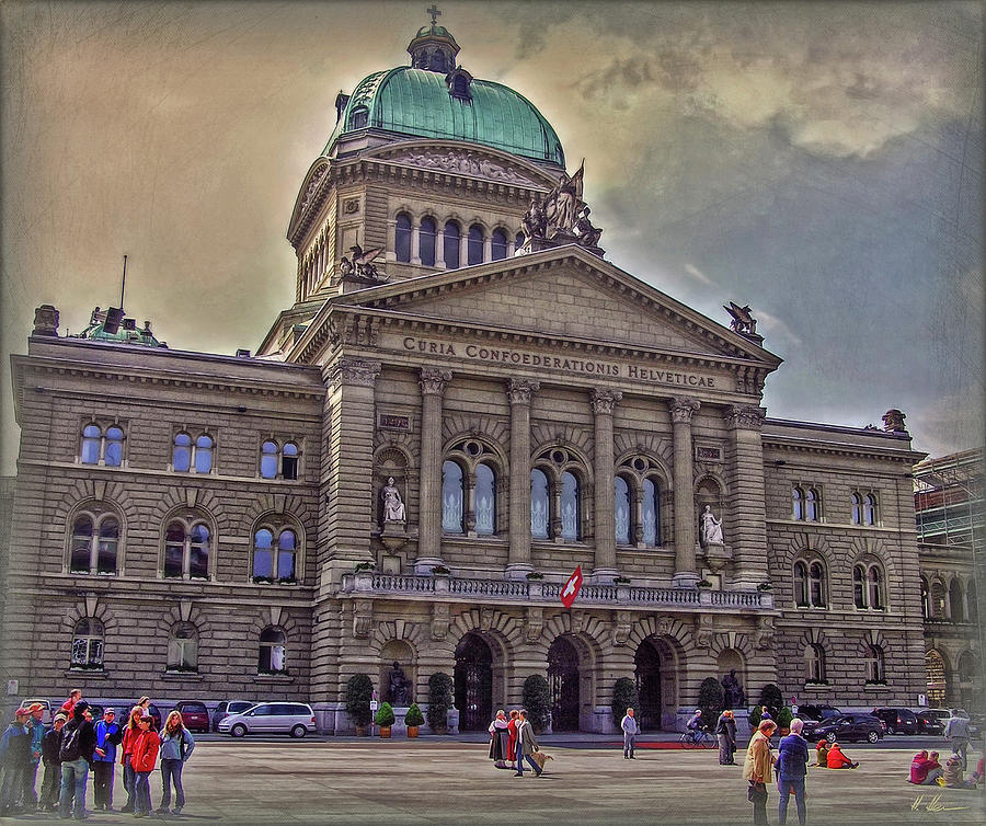 Swiss Federal Palace Photograph by Hanny Heim