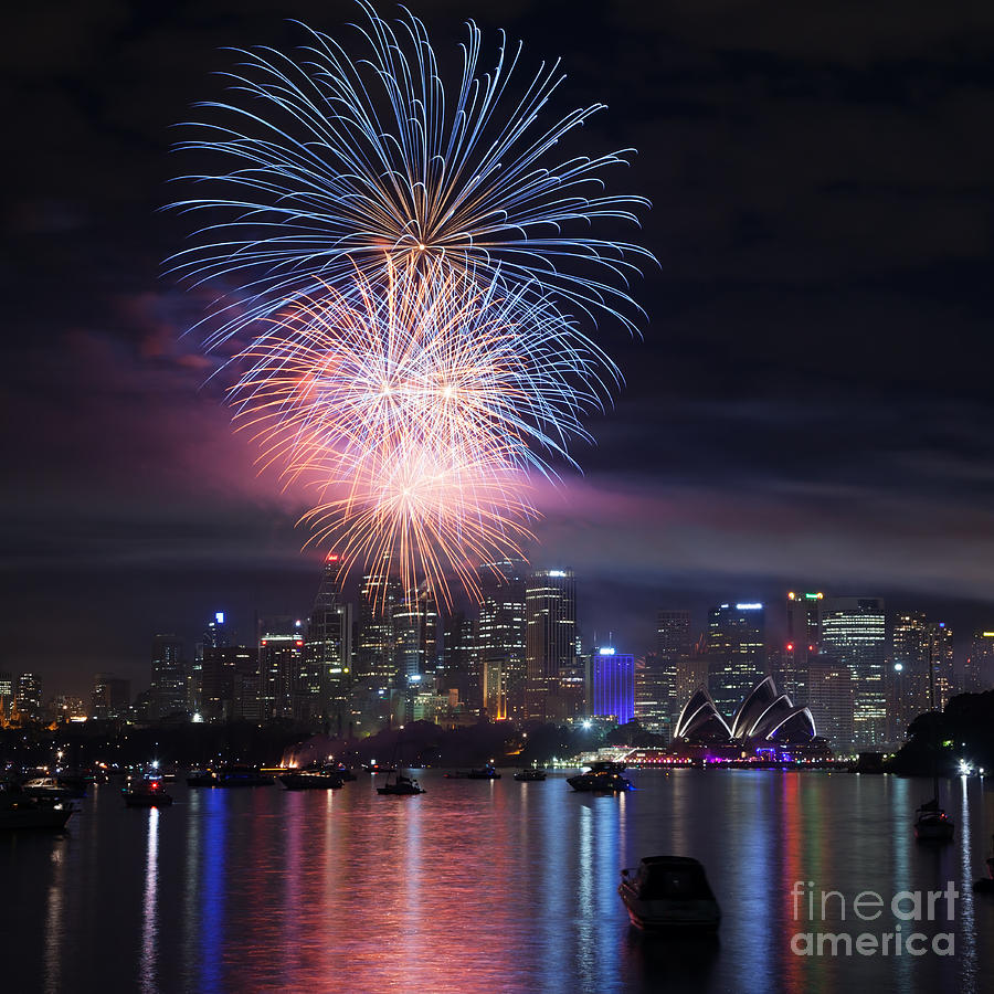 Sydney fireworks Photograph by Matteo Colombo