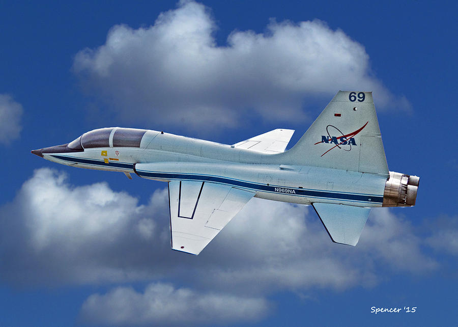 T-38 NASA Trainer Photograph by T Guy Spencer