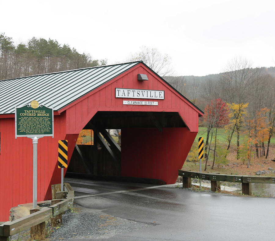 Taftsville Covered Bridge Photograph by Imagery-at- Work