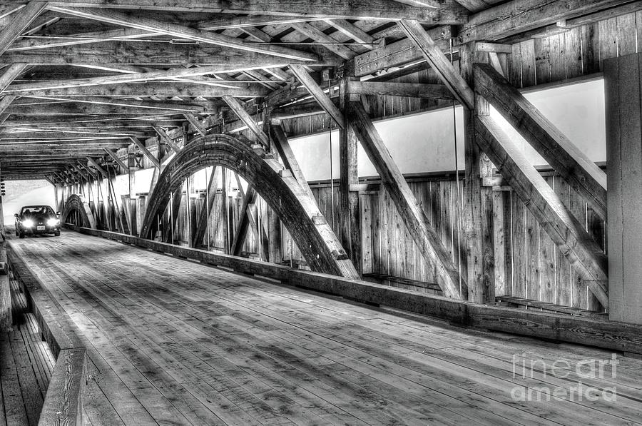 Black And White Photograph - Taftsville Covered Bridge by Steve Brown