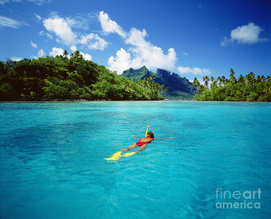 Tahiti, Bora Bora Photograph by Ron Dahlquist - Printscapes - Fine Art ...