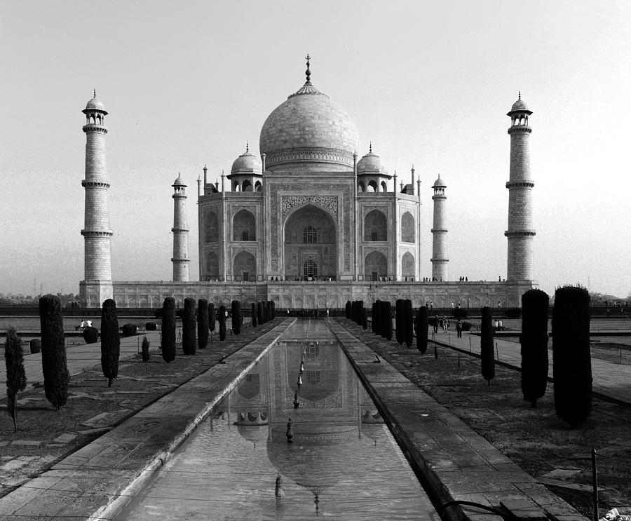 Taj Mahal 6 BW Photograph by C H Apperson