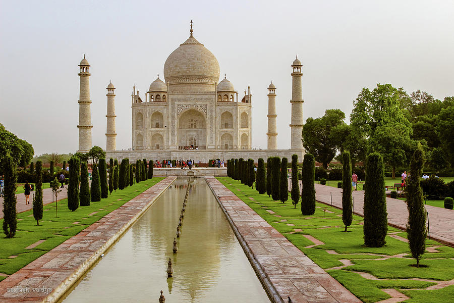 Taj Mahal at Dawn, India Photograph by Aashish Vaidya