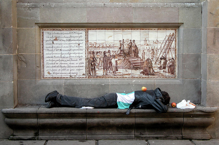Barcelona Photograph - Taking a nap in the Gothic Quarter by Bryan Hochman