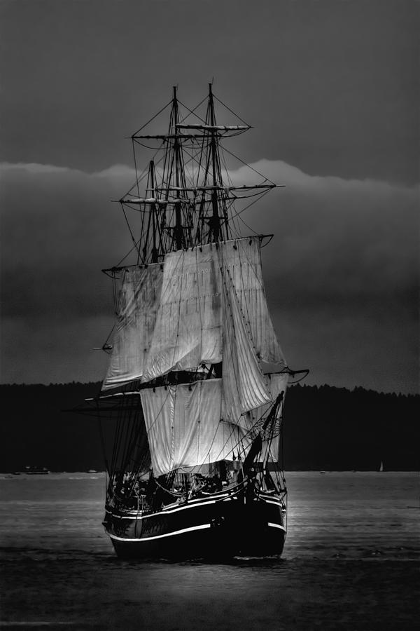Tall Ships HMS Bounty 2 Photograph by David Patterson