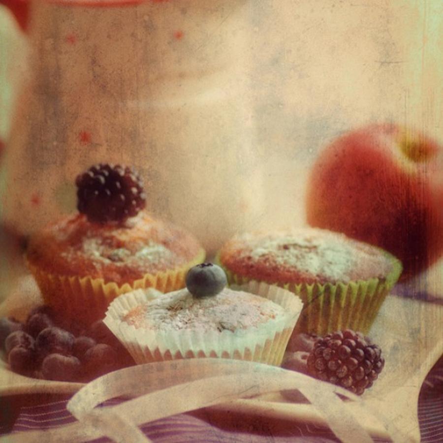 Fruit Photograph - Tanja Riedel (tanjariedel)
pastries by Tanja Riedel