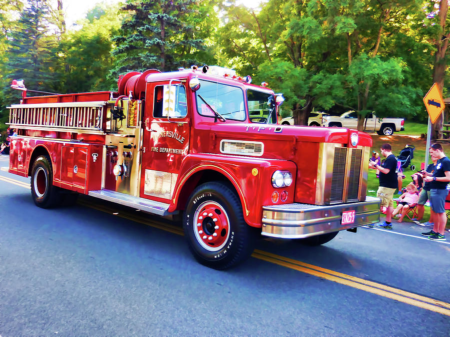 Tannersville Fire Department 12 Painting by Jeelan Clark
