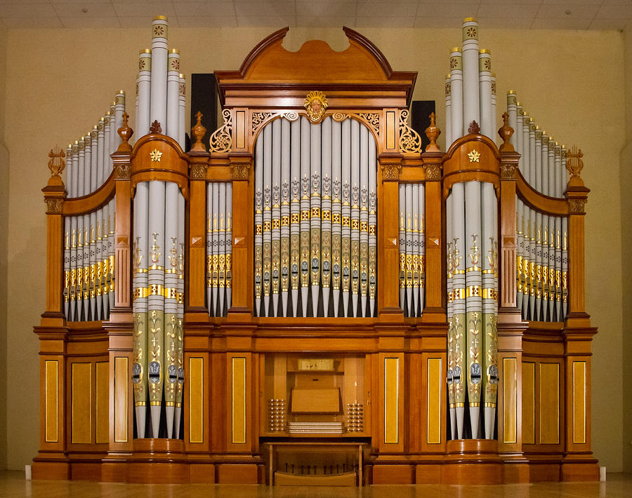 Tanunda pipe organ Photograph by Jenny Setchell