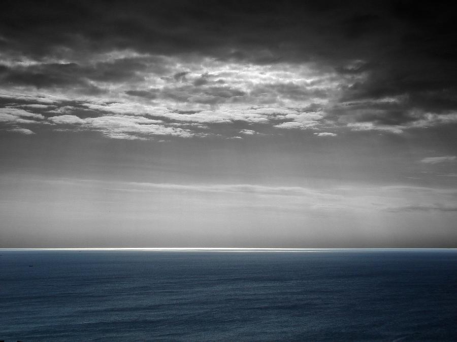 Black And White Photograph - Tarraco by Roberto Alamino