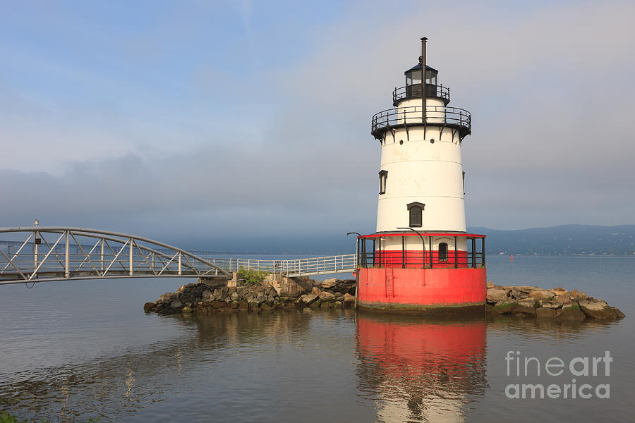 Tarrytown Lighthouse III Photograph by Clarence Holmes
