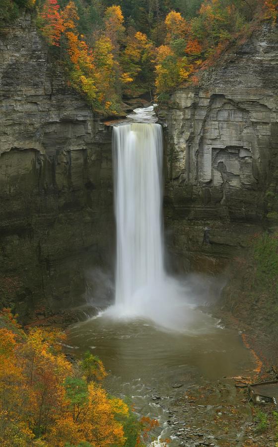 Taughannock Falls in autumn Photograph by Jetson Nguyen
