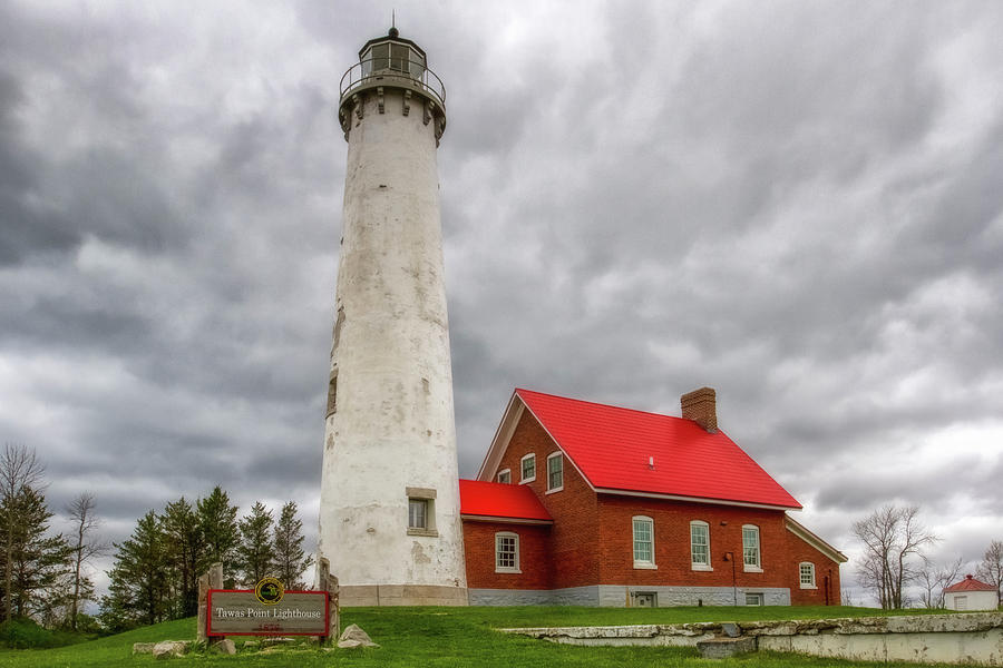 Tawas Point Lighthouse Photograph by Heather Kenward