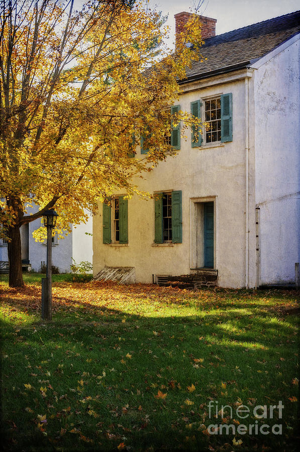Taylorsville House in Autumn Photograph by Debra Fedchin
