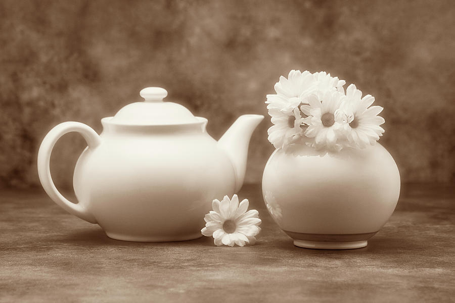 Daisy Photograph - Teapot with Daisies II by Tom Mc Nemar
