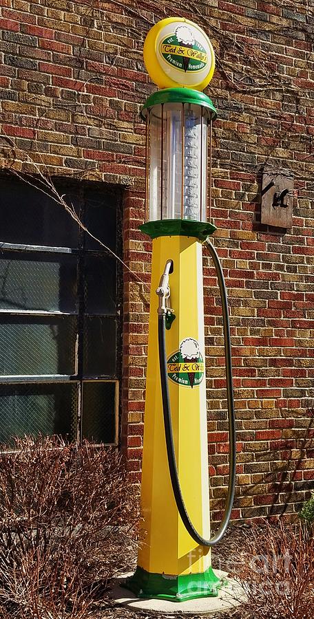 Ted And Wally's Antique Gas Pump Photograph by Poet's Eye | Fine Art ...