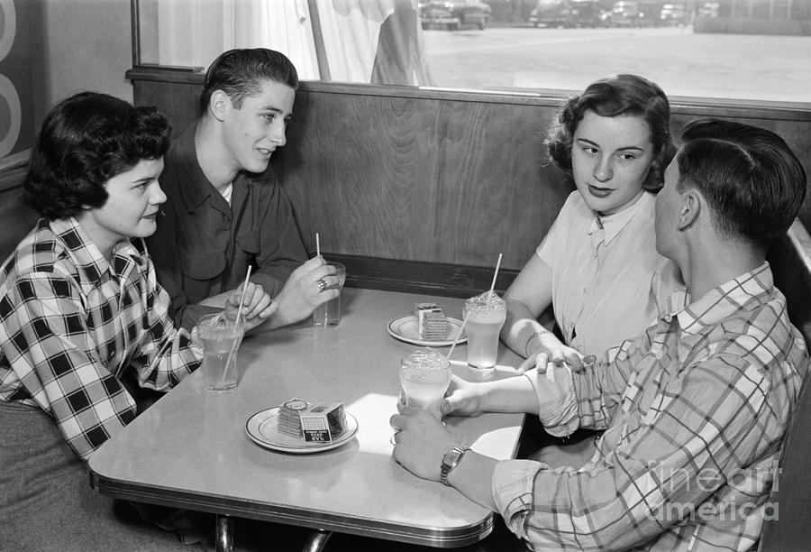 Teen Couples At A Diner, C.1950s Photograph by H. Armstrong Roberts/ClassicStock
