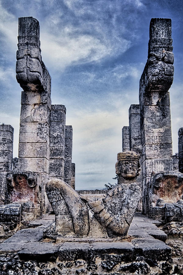 Mexico, Yucatan, Chichen Itza, Temple Of The Warriors,