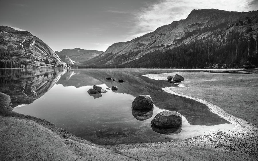Yosemite National Park Photograph - Tenaya Lake Morning by Alexander Kunz