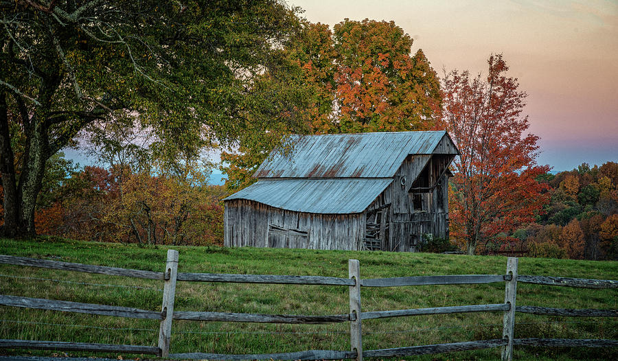 Tennessee Barn Photograph by David Waldrop