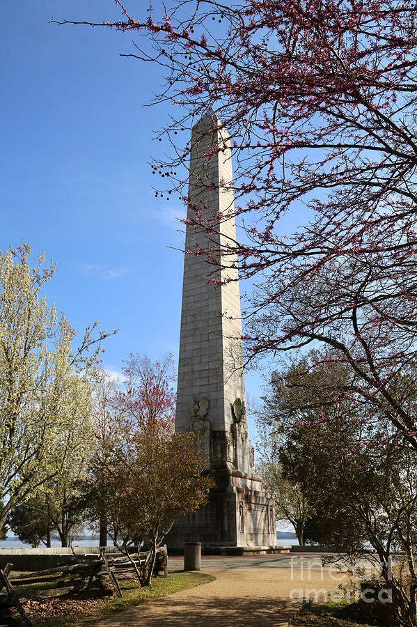 Tercentennial Monument at Jamestown Photograph by Rachel Morrison