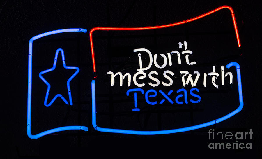 Texas Painting - Texas Neon Sign by Mindy Sommers