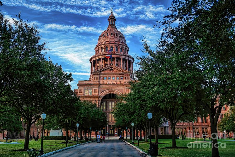 Texas State Capitol Photograph by Diana Mary Sharpton