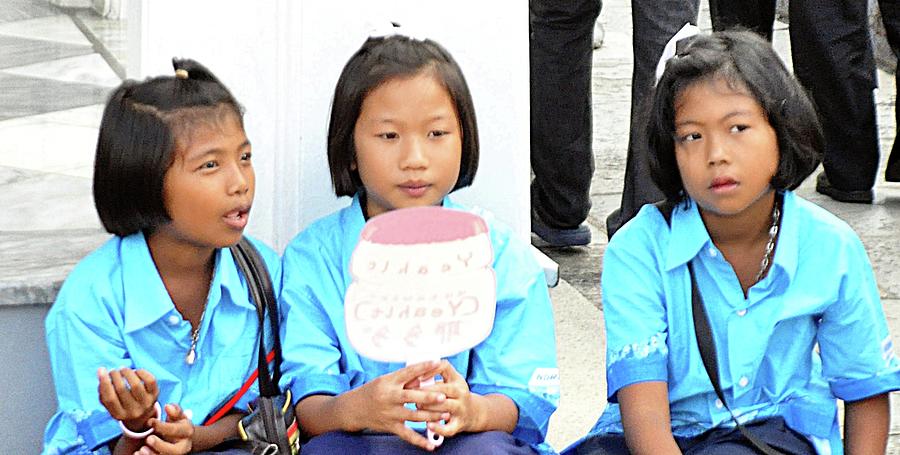 Thai girl school