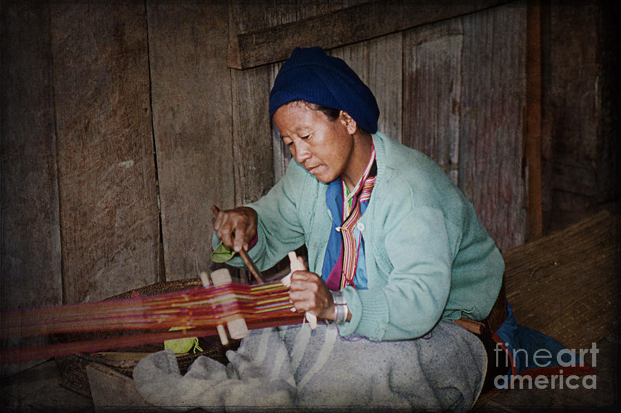 Portrait Photograph - Thai Weaving Tradition by Heiko Koehrer-Wagner