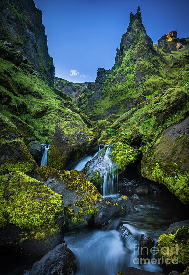 Thakgil Falls Photograph by Inge Johnsson