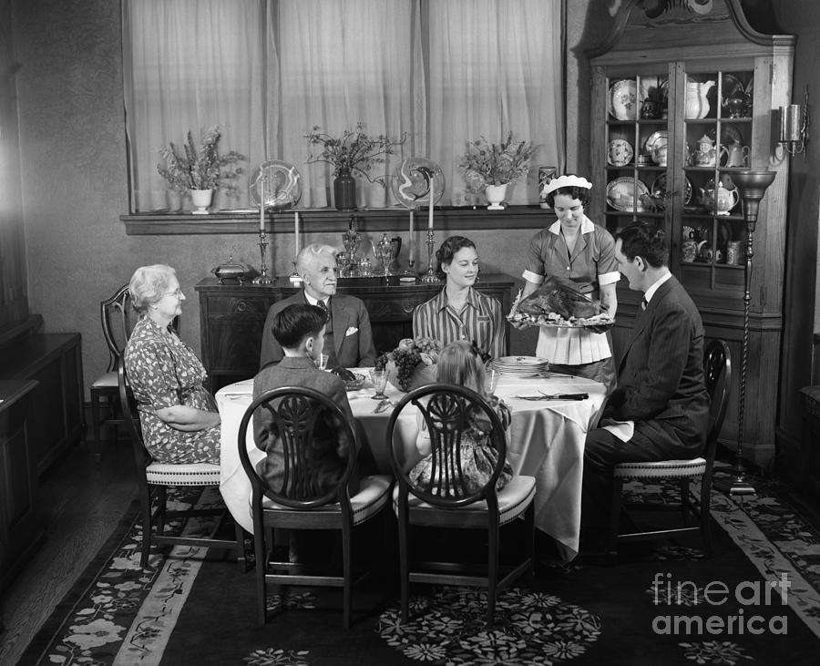 Thanksgiving Dinner, C.1940s Photograph by H. Armstrong Roberts/ClassicStock
