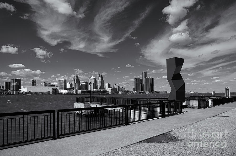 Black And White Photograph - That Motor City View Mono by Rachel Cohen
