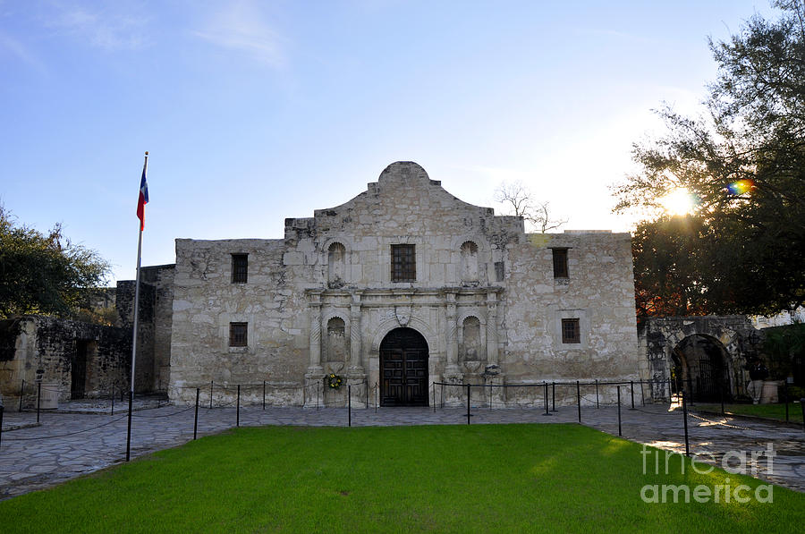 The Alamo Photograph by Andrew Dinh
