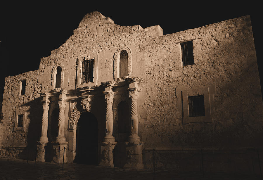 The Alamo Photograph by Paul Huchton