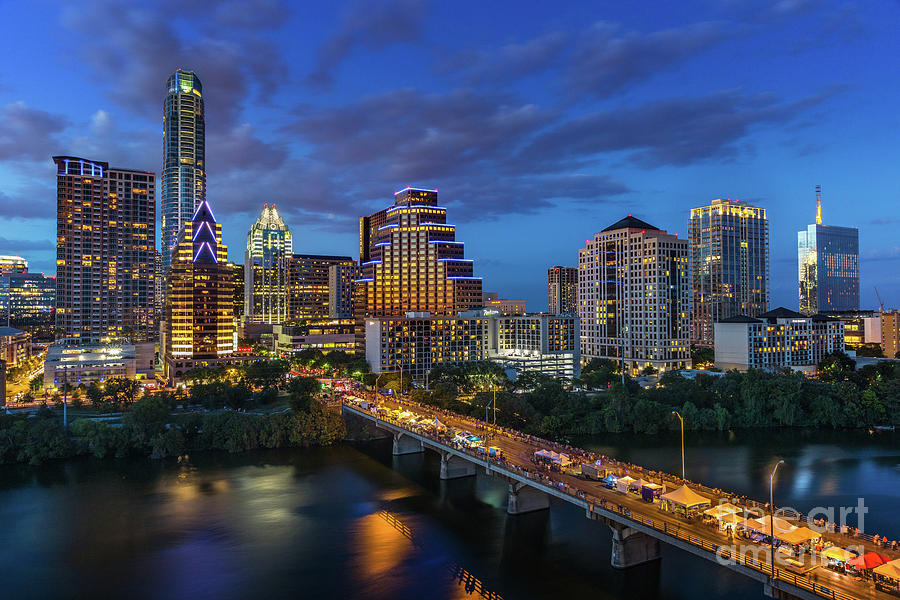 The Austin Skyline shines bright as thousands take to the Congress ...